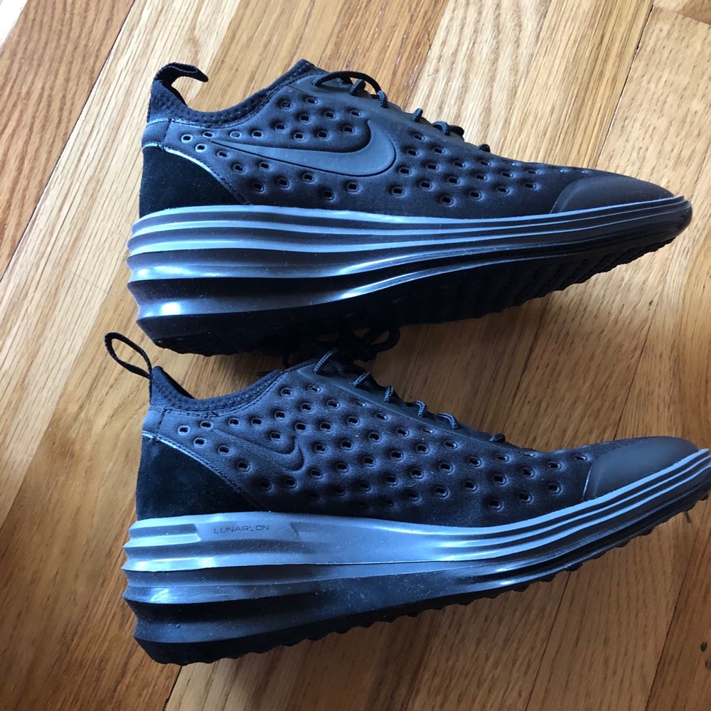 Nike rubber shoes women